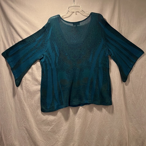 Blue-Green Marbled Sweater Blouse with Brass Stud Detail by Investments in 2X - Picture 9 of 14